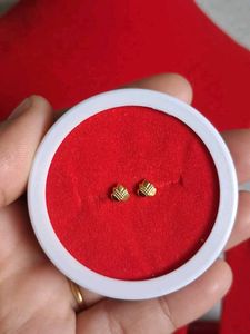 beautiful Gold Stud Earrings