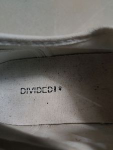 Customized H&amp;M White Lace Shoe
