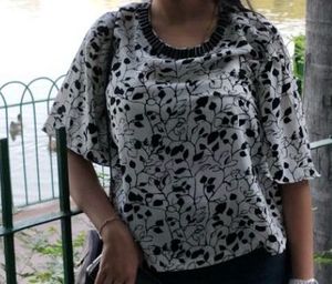 Stylish Printed Casual Top