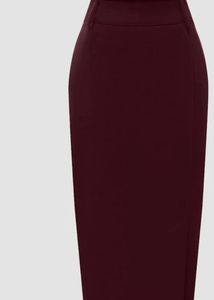 Elegant Maroon Pencil Skirt