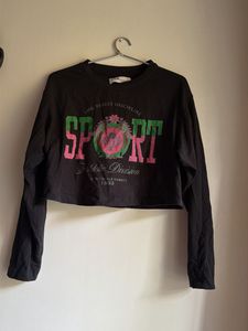 Black Cropped Sport Graphic Long Sleeve Top