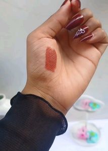 STAZE Matte Lipstick - Deep Brown