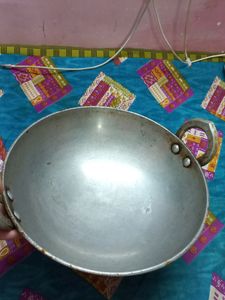 Medium Size Aluminium Kadhai...