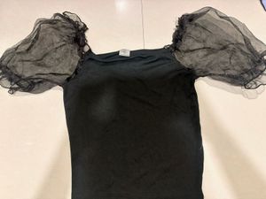Chic Black Puff Sleeve Top