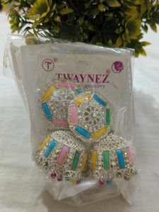 Combo of 2 pair new earings