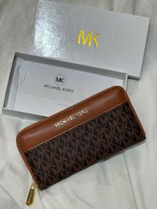 Michael Kors Zip Around Wallet