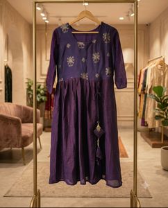Elegant Purple Kurta with Gold Embellishments
