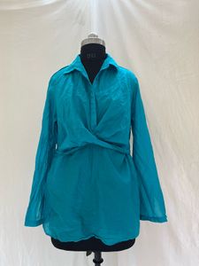 pretty cyan top