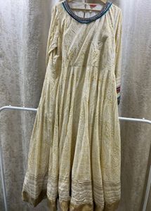 Elegant Cream Paisley Anarkali Suit