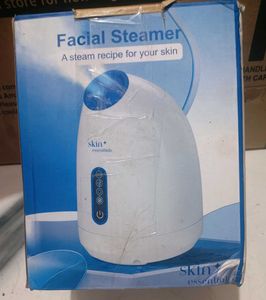 Skin Essentials facial streamer