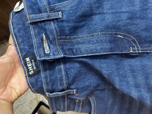 SHEIN full length fly trending mid wash jeans