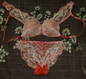 Lace Bra & Panty Set
