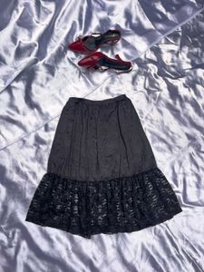 Elegant Black Lace Trim Skirt