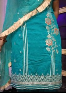 combo of salwar kameez with dupatta