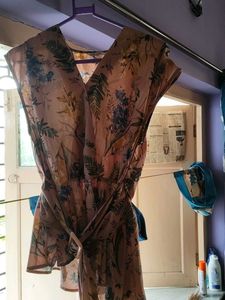 Floral Print Wrap tol