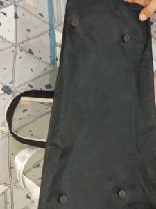 Stylish Black Travel/Gym Duffel Bag with Shoulder