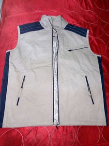 Men's Sleeveless Jacket
