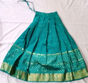 Pattupavada and blouse,green colour