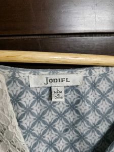 JODIFL Printed Kurta with Lace Detail