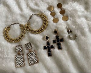 Earring Bundle