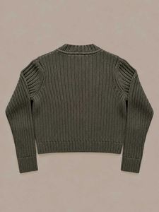 OLIVE CABLE KNIT CREW NECK SWEATER