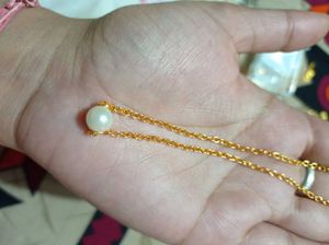 Gold Chain Necklace with Pearl