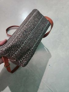 Woven jute sling bag on ramzan offer reduced price