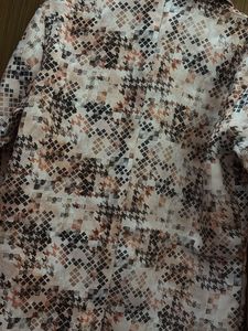 Elegant Patterned Blazer Woman