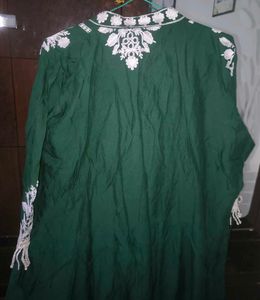 Elegant Green Kurta with White Embroidery