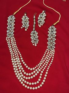 combo Exquisite Pearl &amp; Kundan Jewellery Set