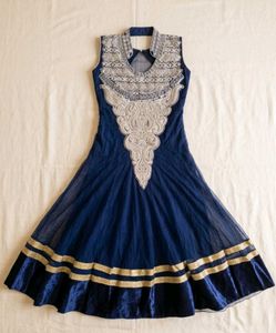 Elegant Navy Blue Embroidered Kurta Set