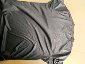 Skin Fit Beautiful Men T-shirt Gray In Colour