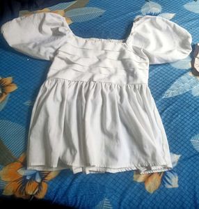 White Puff Sleeve Top