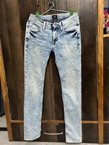 A Jeans By Lee Straight Fit
