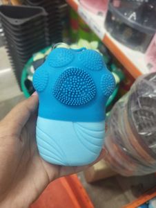 Korean face ice roller with cleansing brush