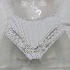 ❤️‍🔥 White Lace Trim Briefs