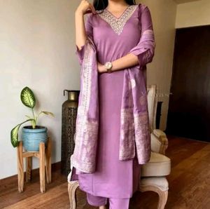 Elegant Lavender Kurta Set with Dupatta