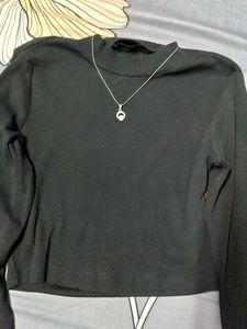 full sleeve top