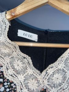 vintage style lace trim dress