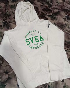 White SVEA San diego JR hoodie