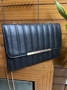 black sling bag
