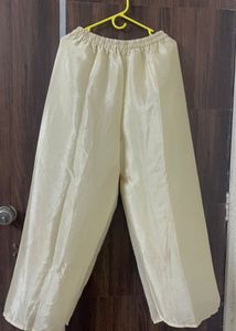 Ivory cream Embroidered Ethnic kurta set