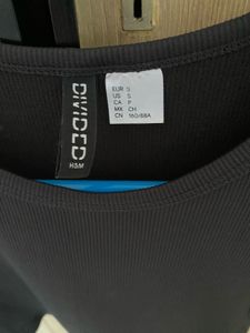 🌚H&amp;M (completely new) Cris’s cross sexy Top