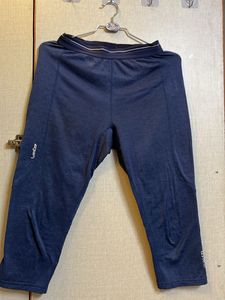 women’s Navy Activewear Capri Pants
