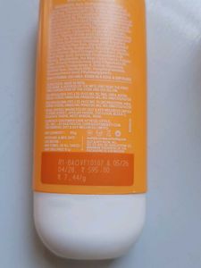 Dot &amp; Key Super Bright Sunscreen &amp; Moisturizer