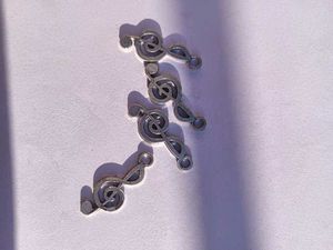 music charms