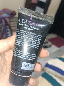 Huda Beauty Foundation
