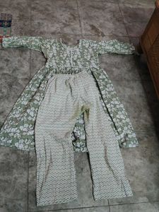 Green Floral Kurta Set with Palazzo Pants