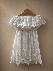 White Lace strapless Dress