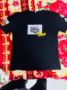 Black Graphic Print T-Shirt